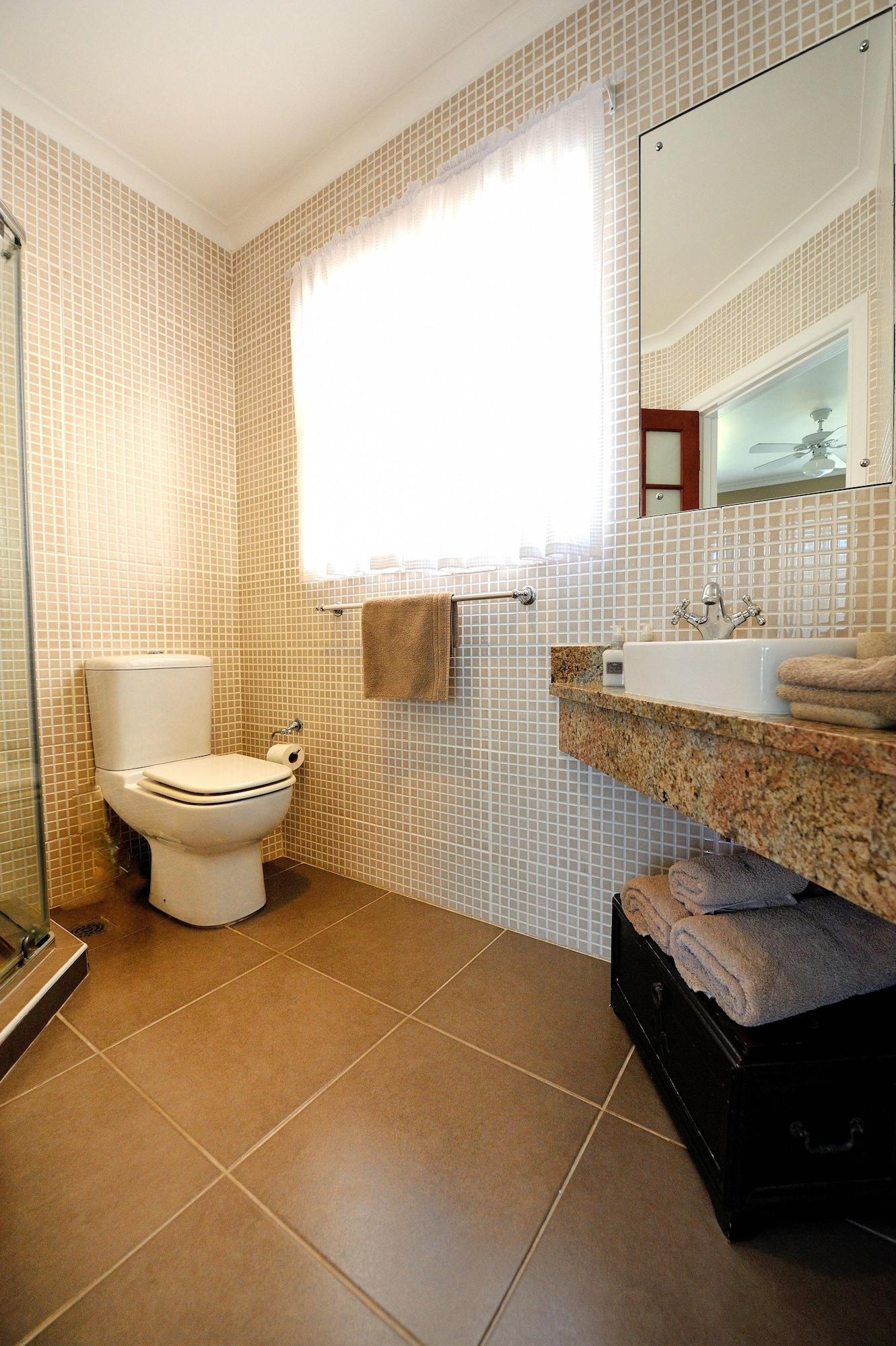 Bed & Breakfast Beachwalk - #solar Energy #no Loadshedding 4*