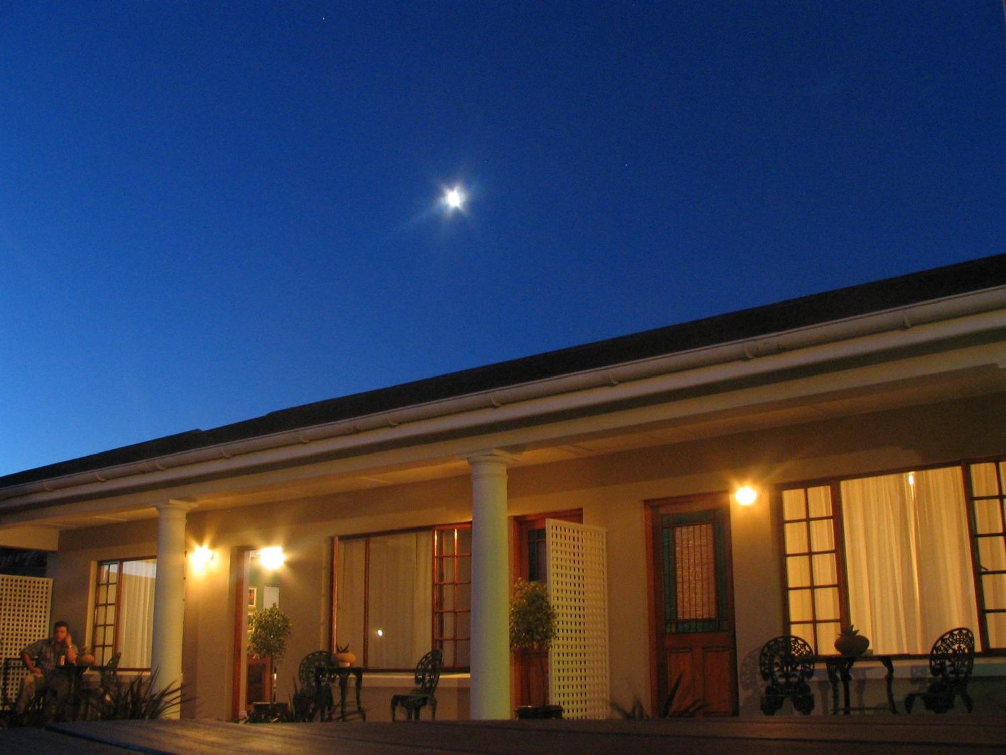 Bed & Breakfast Beachwalk - #solar Energy #no Loadshedding